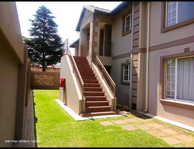 2 BEDROOM FLAT FOR SALE IN MINNEBRON